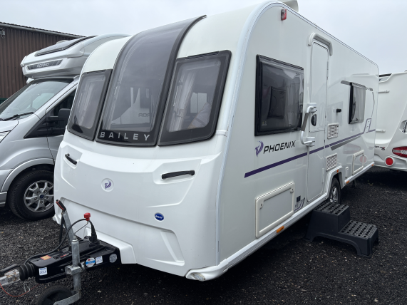 Bailey Phoenix 440 2019
