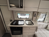 Elddis Xplore 304 2021