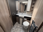 Swift Elegance Grande 835 2025