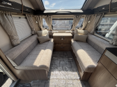 Swift Elegance Grande 835 2021