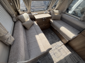 Swift Elegance Grande 835 2021